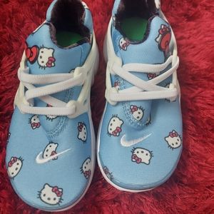 Nike hello kitty running shoes